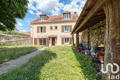 Maison - 158 m² - 8 pièces