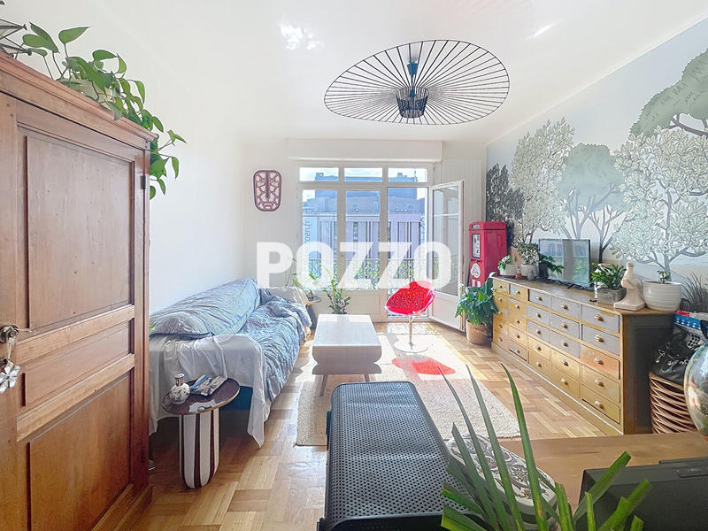 Appartement - 94 m² - 4 pièces