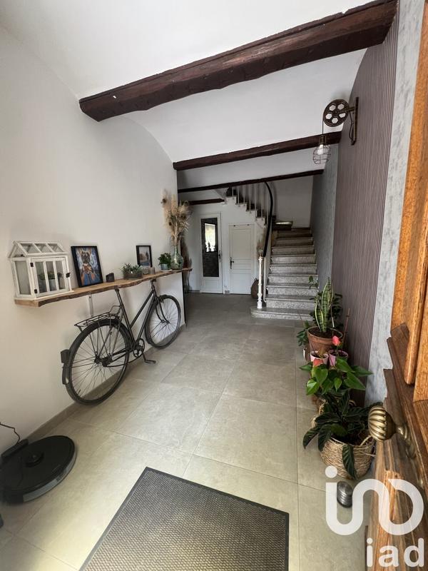 Maison - 260 m² - 9 pièces