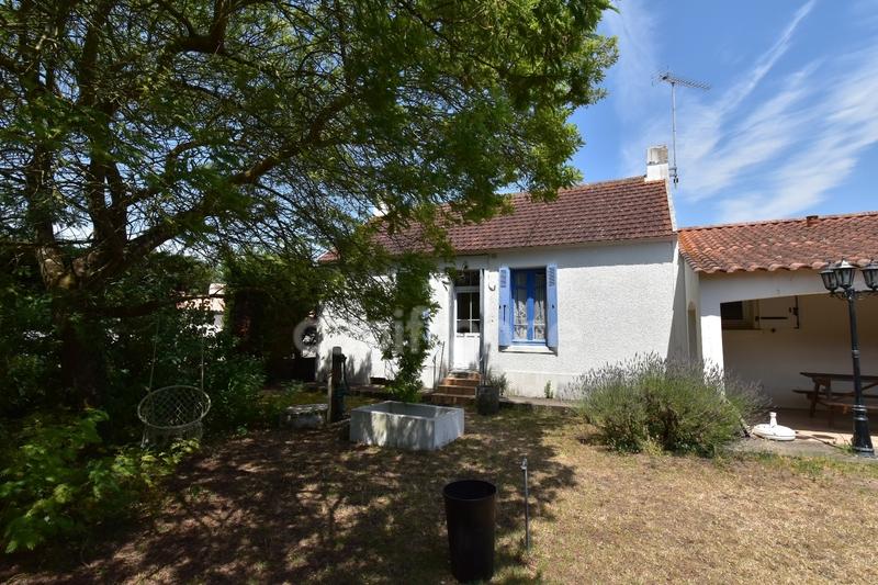 Maison - 141 m² - 10 pièces