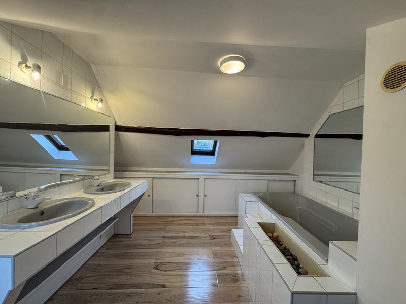 Maison - 94 m² - 4 pièces