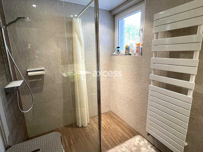 Maison traditionnelle - 145 m² - 5 pièces