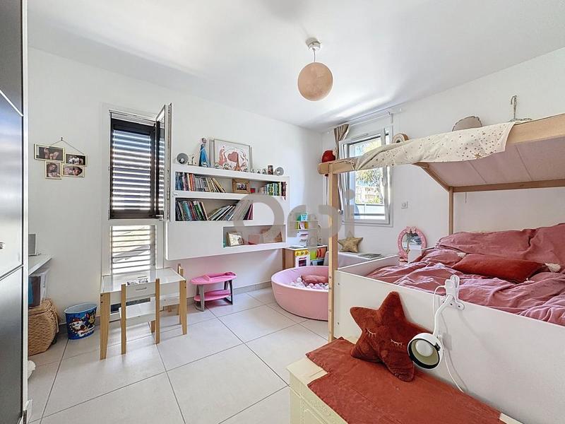 Maison - 153 m² - 5 pièces