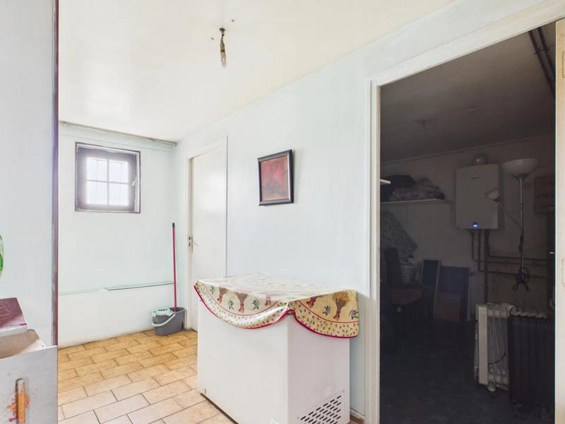 Maison - 200 m² - 9 pièces