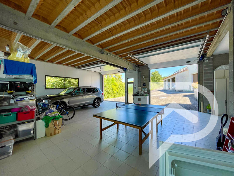 Maison - 162 m² - 7 pièces