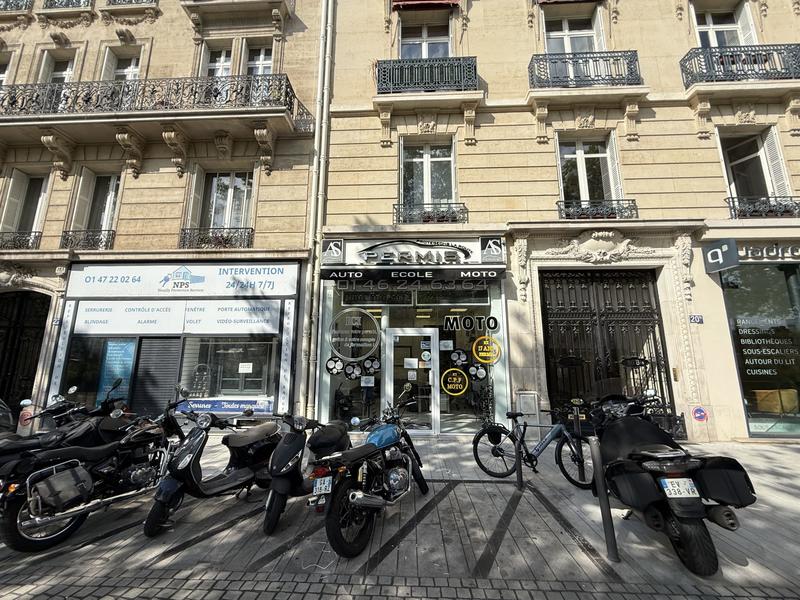 Fonds de commerce - Local commercial - 42 m²