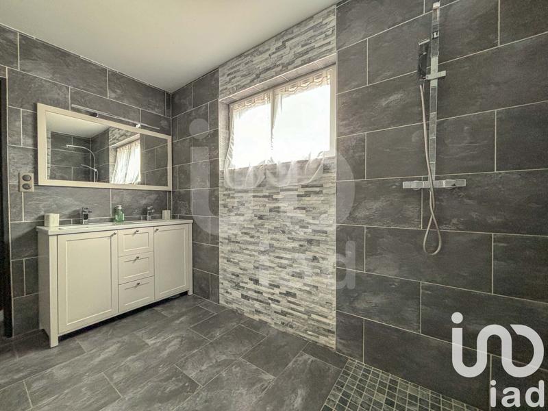 Maison - 152 m² - 7 pièces