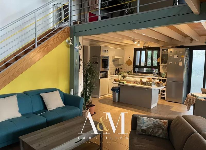 Maison - 140 m² - 5 pièces