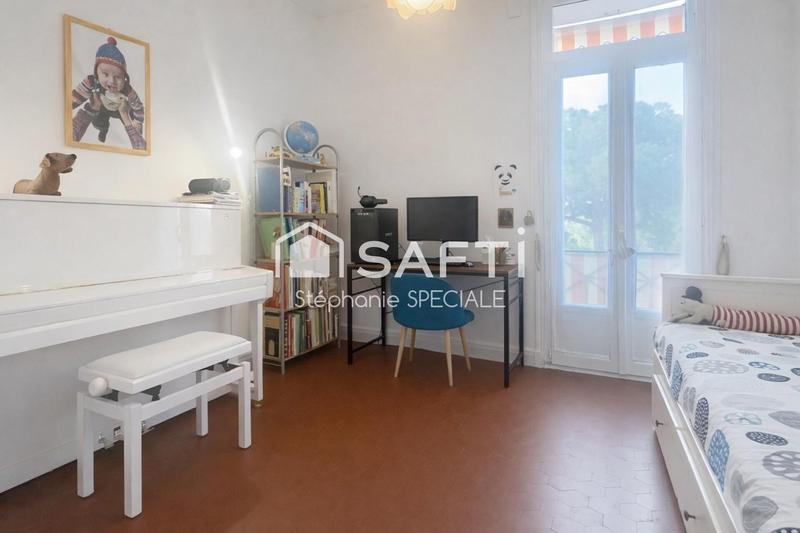 Appartement - 102 m² - 4 pièces