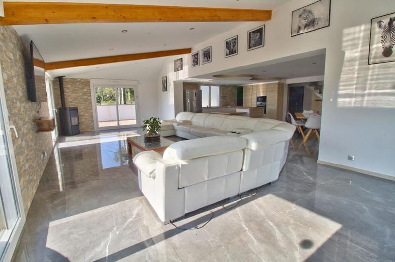 Maison - 164 m² - 6 pièces