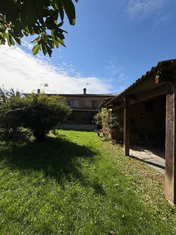 Maison de ville - 219 m² - 6 pièces