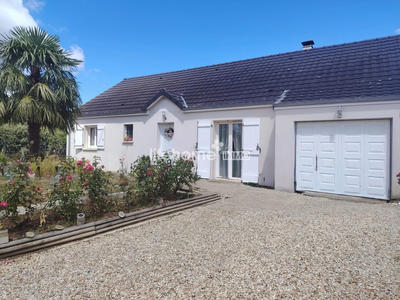 Maison - 93 m² - 4 pièces