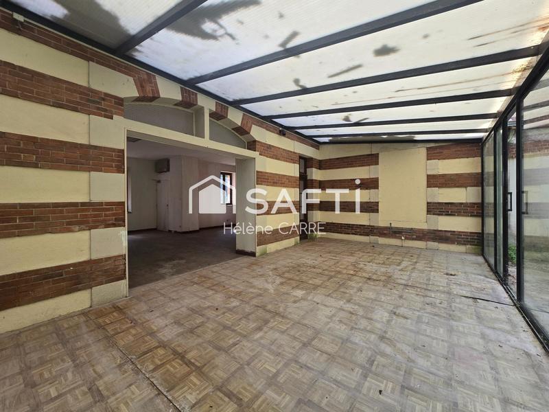 Château - 670 m² - 16 pièces