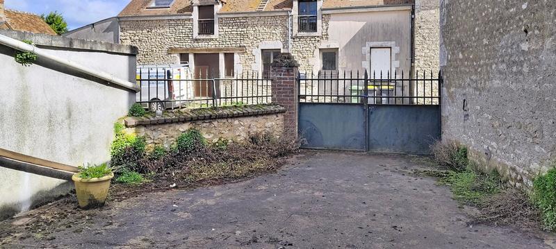 Maison - 90 m² - 3 pièces