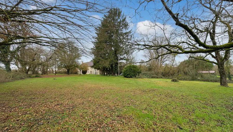 Maison - 280 m² - 11 pièces