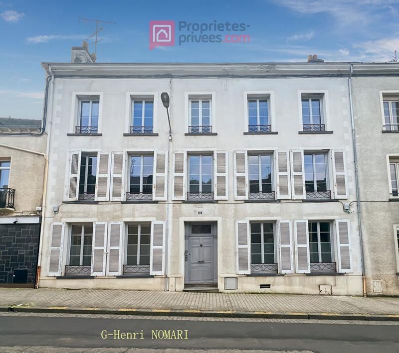 Immeuble - 220 m² - 11 pièces