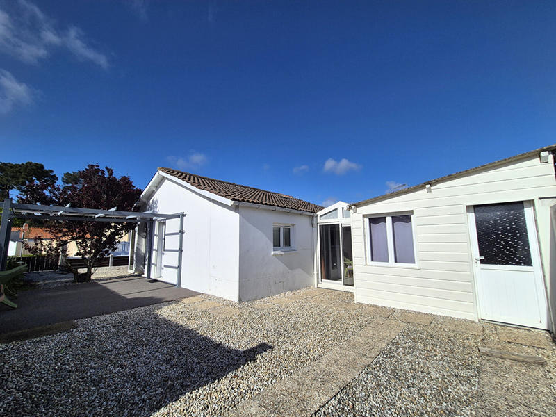 Maison - 64 m² - 2 pièces