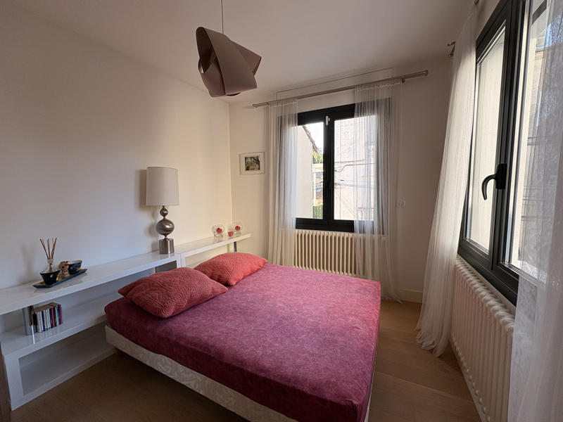 Maison - 180 m² - 8 pièces