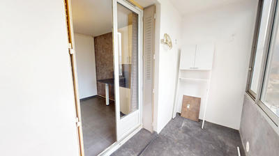 Appartement - 86 m² - 4 pièces