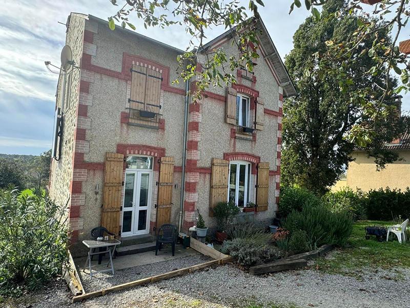 Maison - 130 m² - 7 pièces
