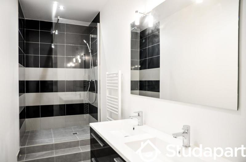 Chambre - 14 m² - 1 pièce