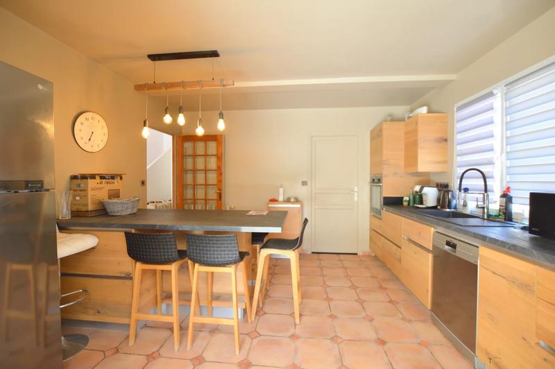 Maison - 150 m² - 5 pièces