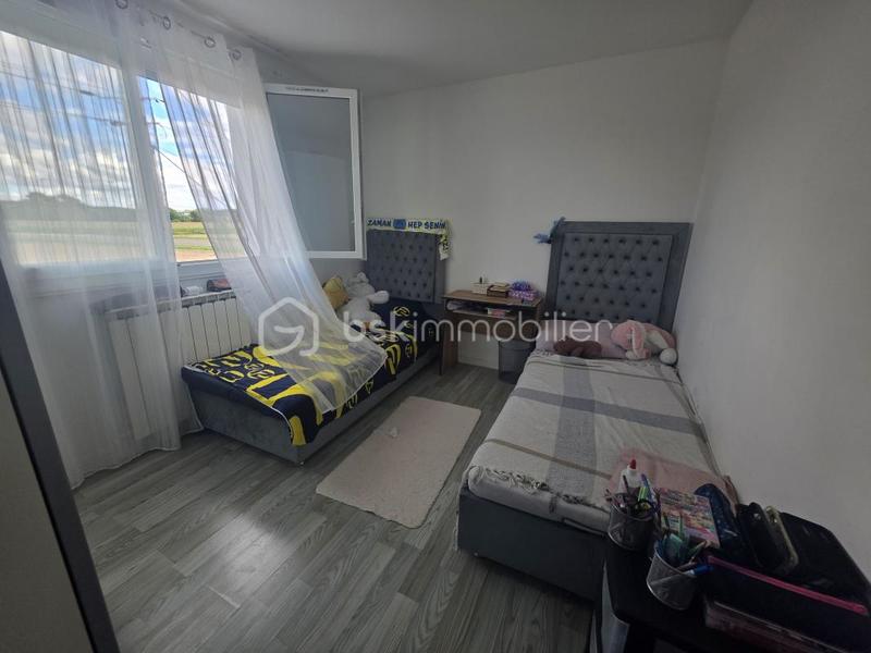 Maison traditionnelle - 143 m² - 5 pièces