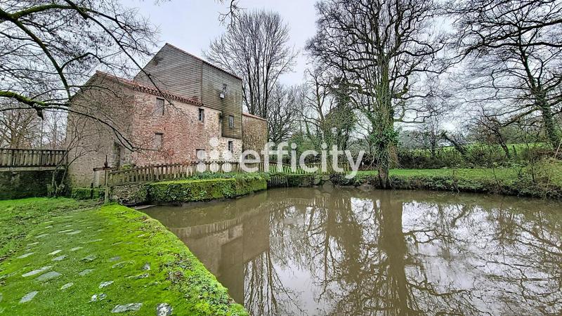 Terrain constructible - 1 150 m²