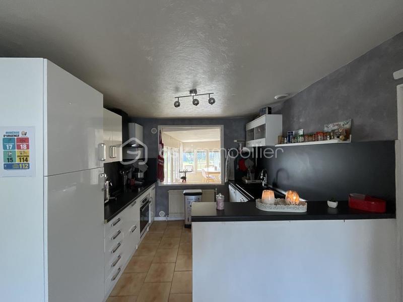 Maison traditionnelle - 108 m² - 4 pièces