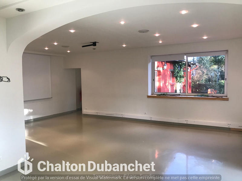 Local commercial - 495 m²