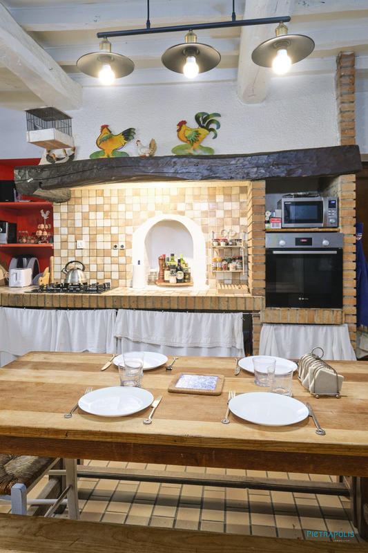 Maison ancienne - 300 m² - 13 pièces