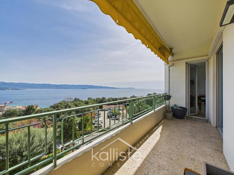 Appartement - 87 m² - 3 pièces