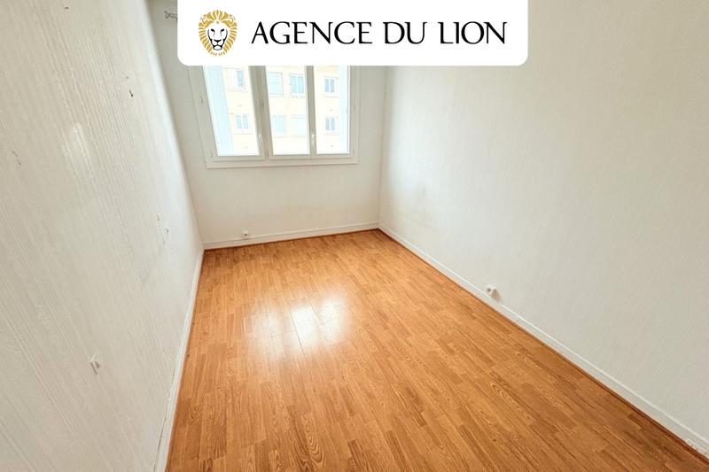 Appartement - 85 m² - 5 pièces