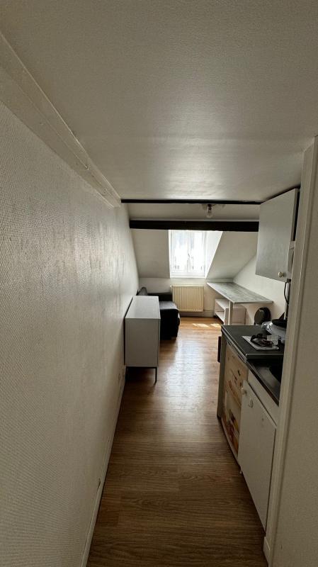 Appartement ancien - 19 m² - 2 pièces