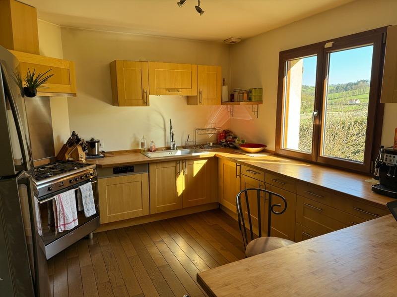 Maison - 200 m² - 7 pièces