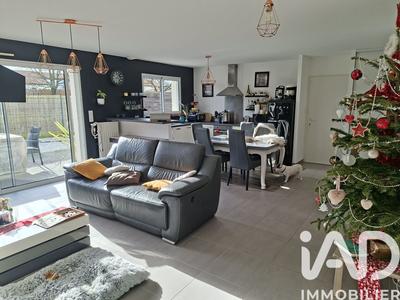 Maison - 80 m² - 4 pièces