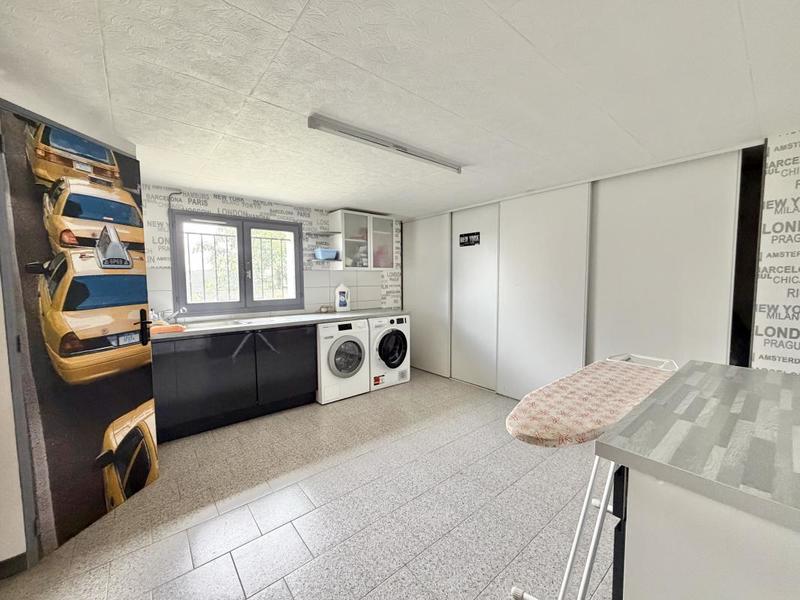 Maison - 188 m² - 8 pièces