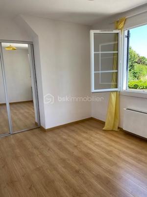 Maison - 115 m² - 6 pièces