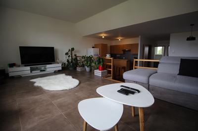 Appartement - 99 m² - 4 pièces