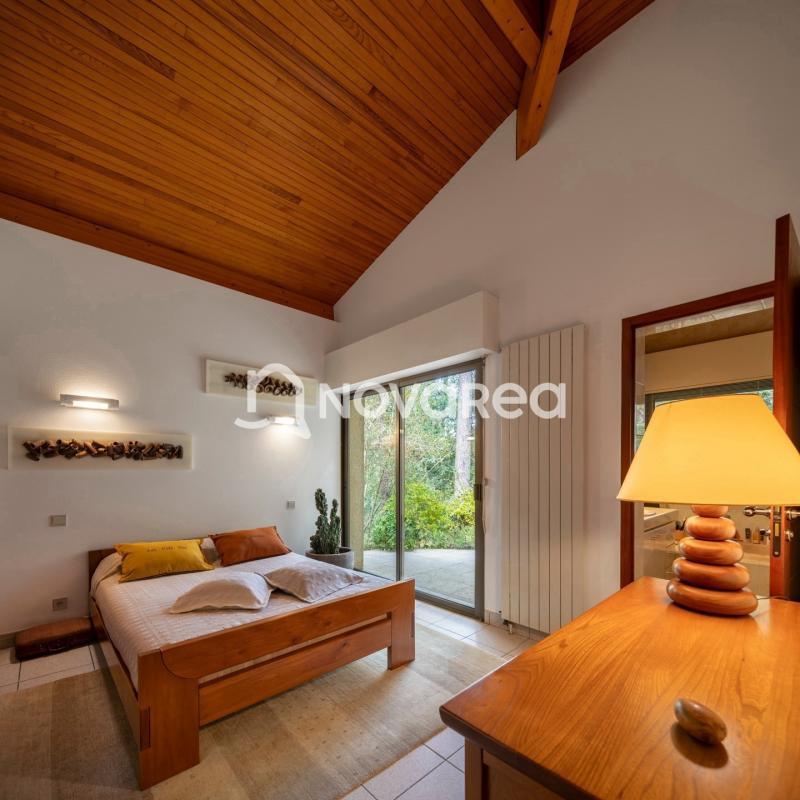 Maison - 163 m² - 5 pièces