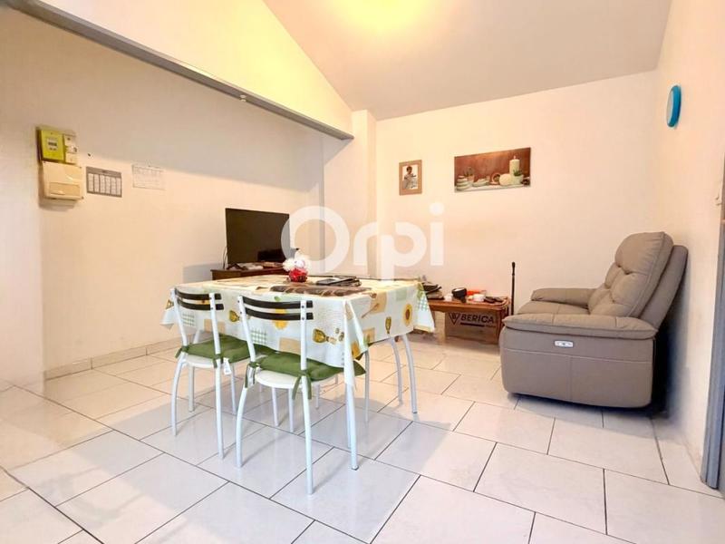 Immeuble - 76 m² - 4 pièces