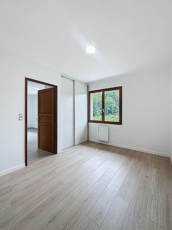 Maison - 88 m² - 3 pièces