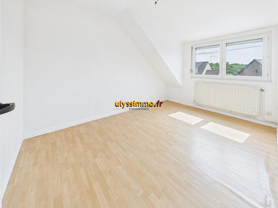 Maison - 83 m² - 5 pièces