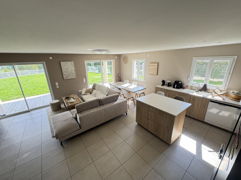 Maison - 120 m² - 5 pièces