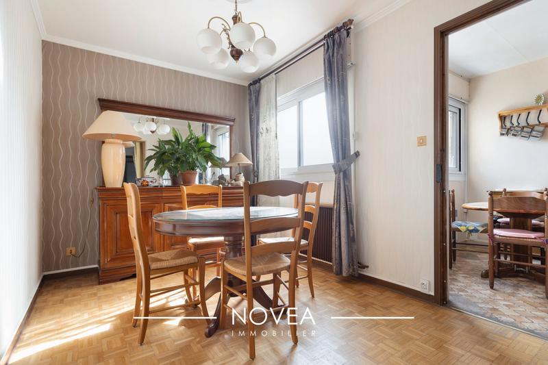 Appartement - 101 m² - 4 pièces