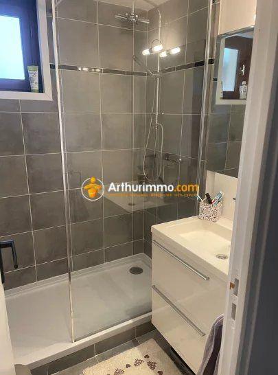 Appartement - 100 m² - 4 pièces