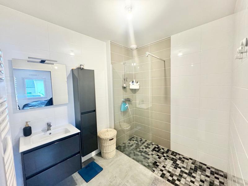 Maison - 102 m² - 5 pièces