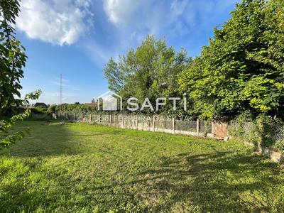 Terrain - 758 m²
