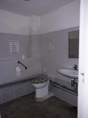 Bureau - 110 m² - 4 pièces