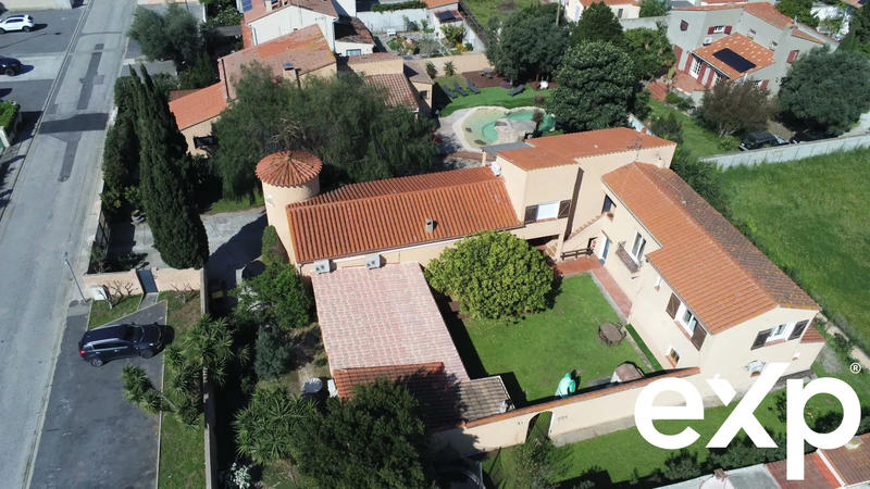 Mas - 536 m² - 16 pièces